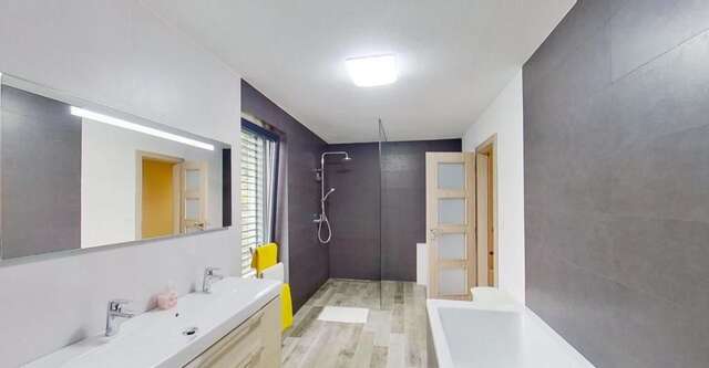 Виллы Spacious villa near the center of Klaipeda Клайпеда-11